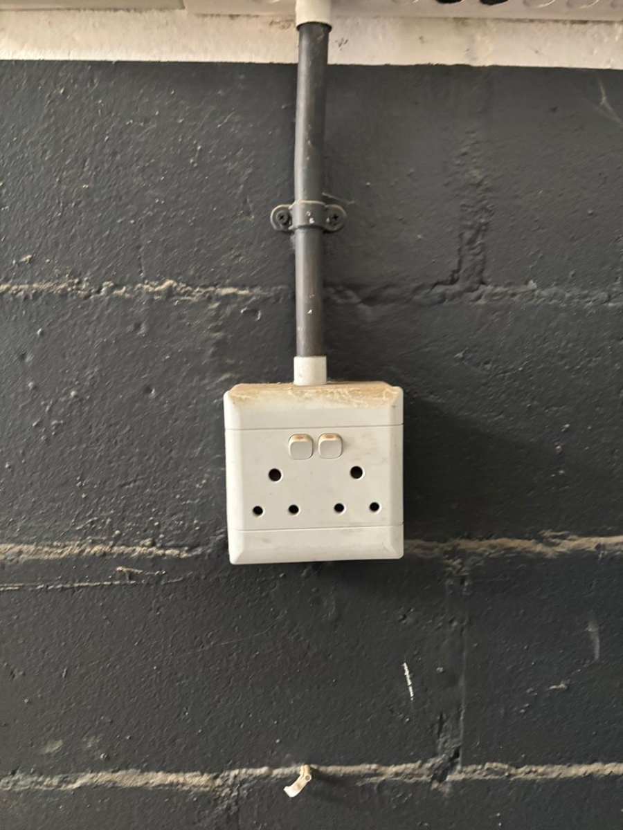 To Let commercial Property for Rent in Peerless Park Western Cape